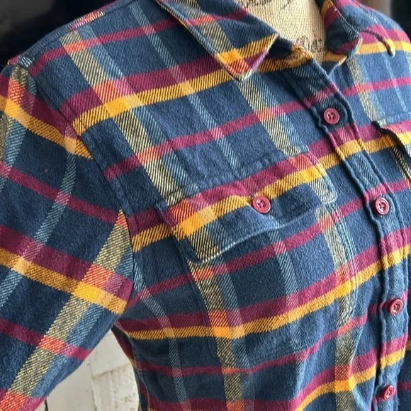 Patagonia Fjord worn wear organic cotton navy mustard burgundy flannel shirt - Picture 5 of 16